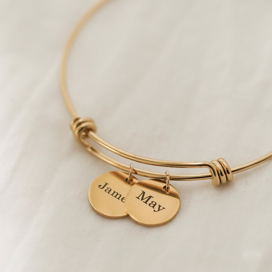 Gepersonaliseerde Armband Met  - Women Fashion Name Ideas recensie en prijs
